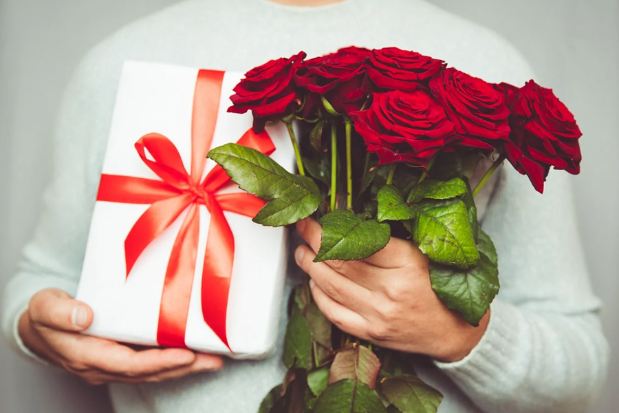 List quà tặng Valentine cho vợ/ bạn gái ý nghĩa và thiết thực